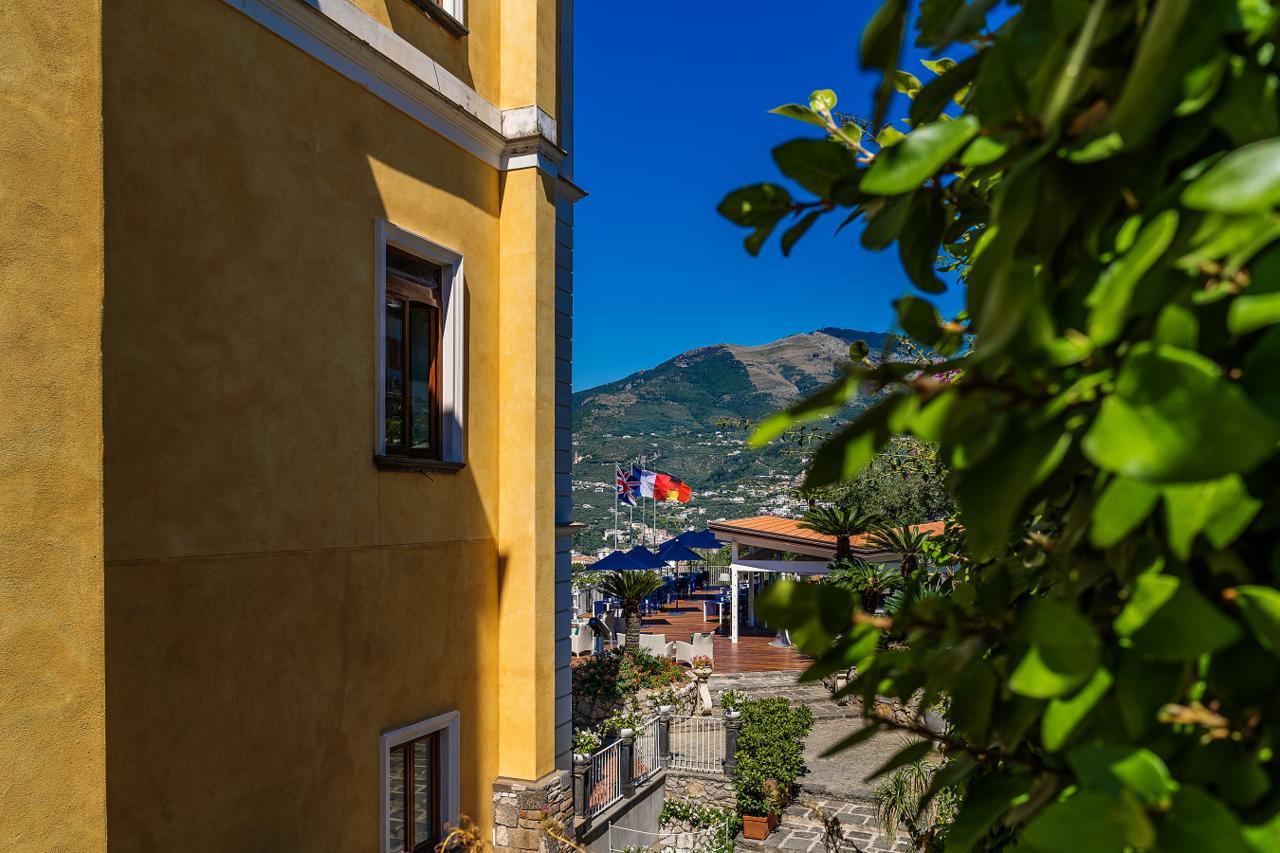 Hotel Torre Barbara Vico Equense Bagian luar foto